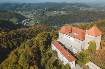 Picture of Visit of the Podsreda Castle and exhibition for children